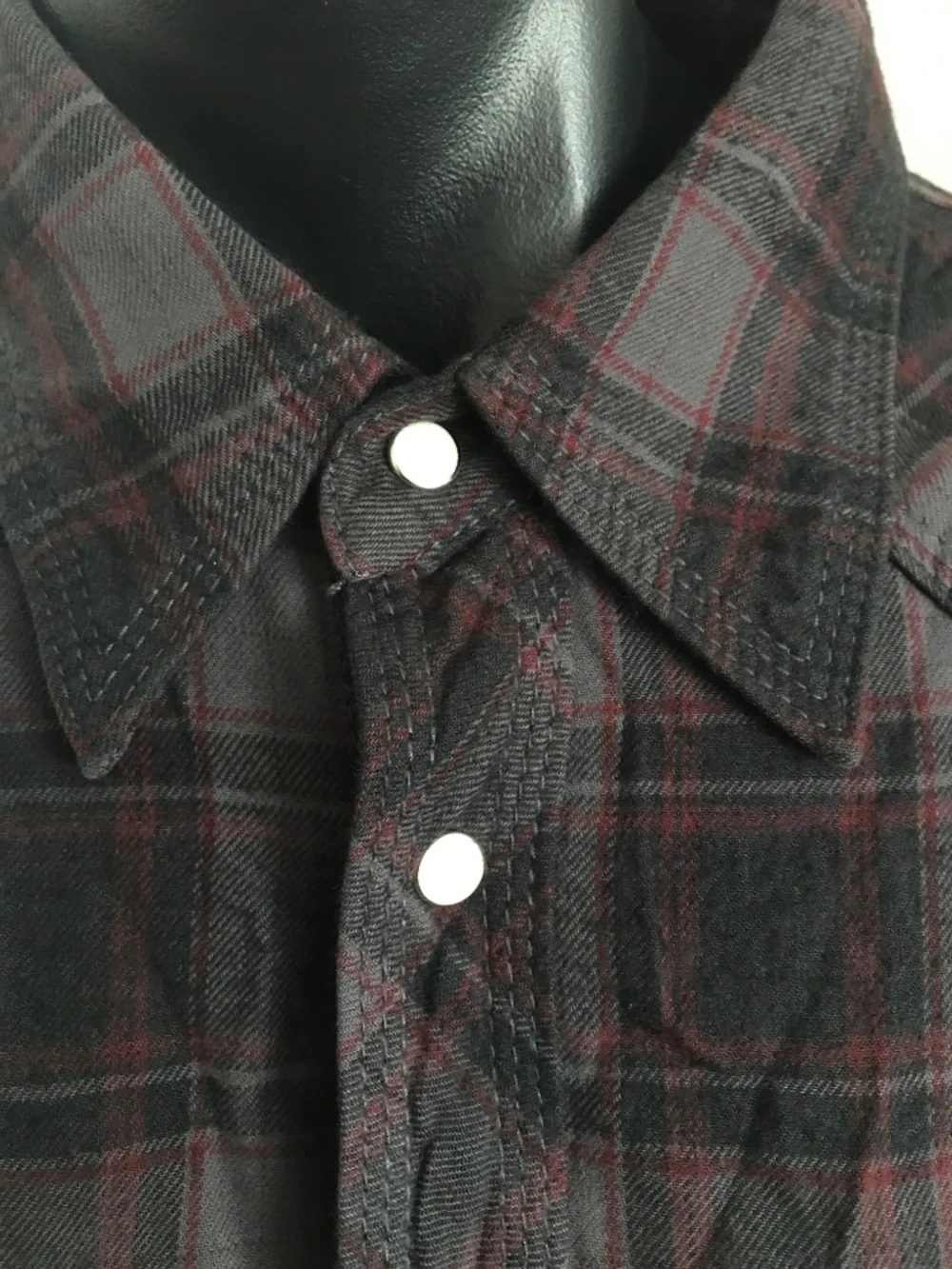 True Religion Plaid Western Button-Up Shirt Men’s XXL Gray Red Y2K